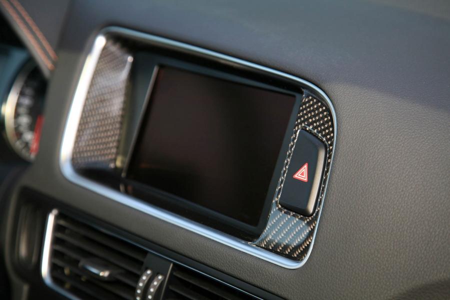 Детали интерьера Audi Q5 by Senner Tuning (8R) 2011 года  (фото 6 из 27)